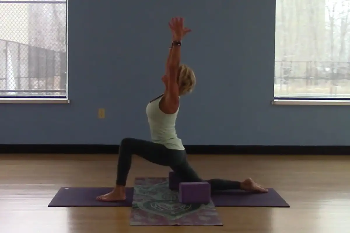 feat_03.24.20-yoga-with-lori