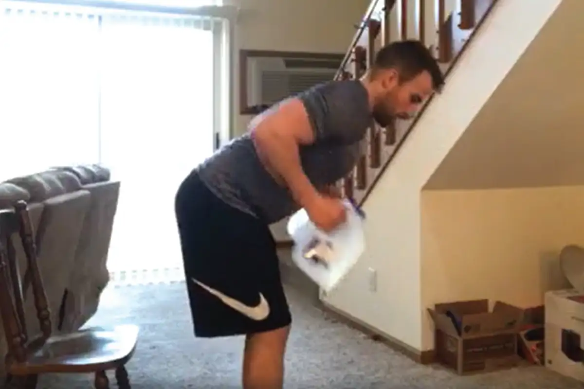 feat_04.01.20-household-strength-with-wyatt